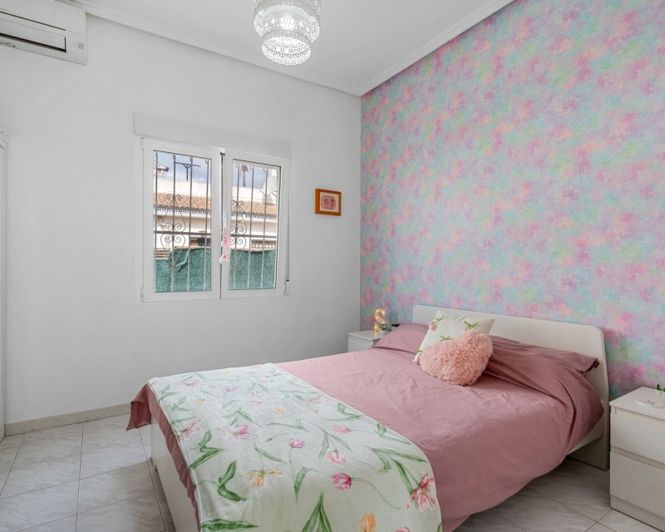 Image No.21-3 Bed Villa for sale