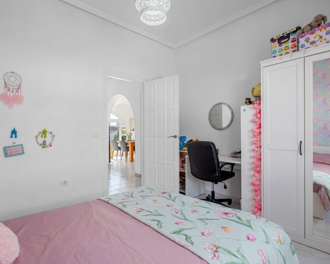 Image No.22-3 Bed Villa for sale