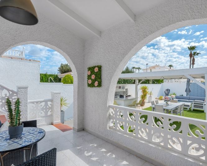 Image No.9-3 Bed Villa for sale