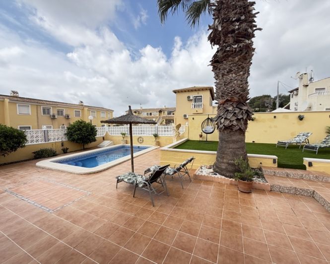 Image No.19-4 Bed Villa for sale