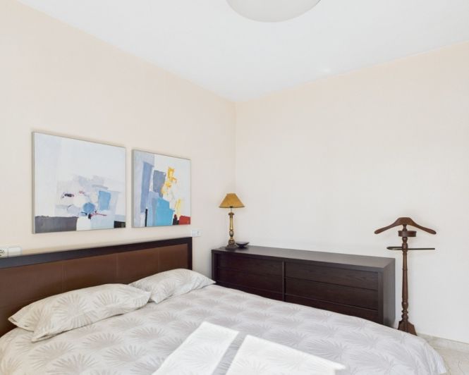 Image No.26-3 Bed Townhouse for sale