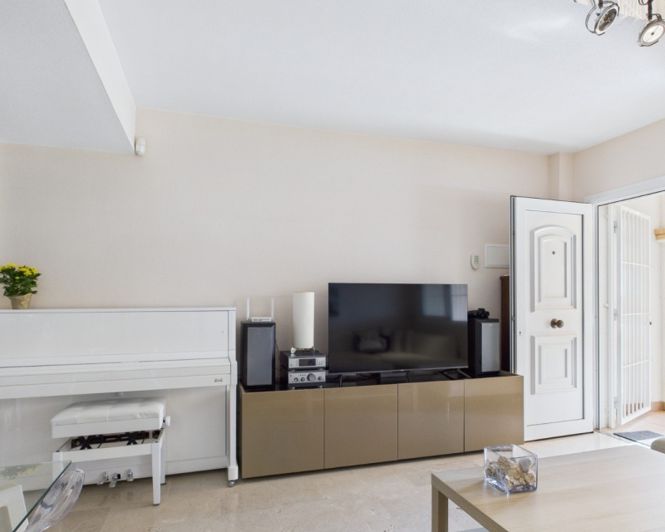 Image No.33-3 Bed Townhouse for sale