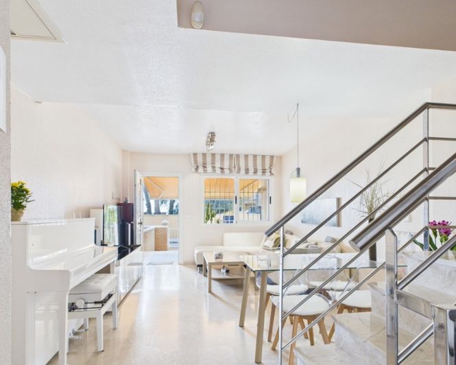 Image No.34-3 Bed Townhouse for sale