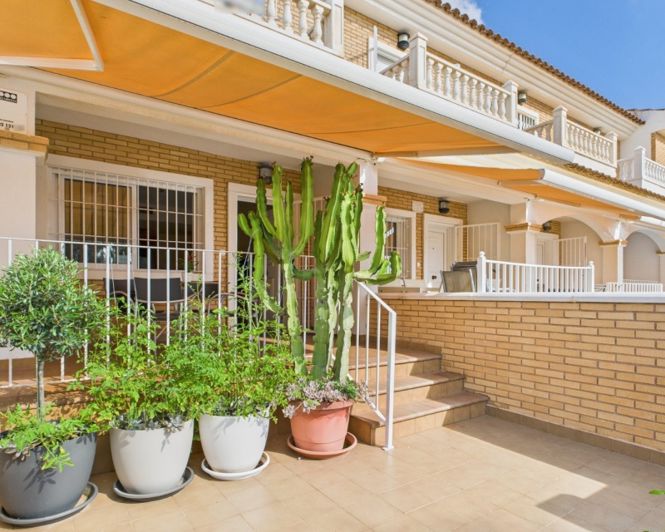 Image No.5-3 Bed Townhouse for sale