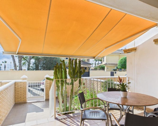 Image No.8-3 Bed Townhouse for sale