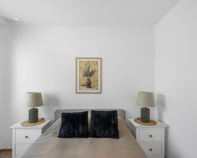 Image No.29-2 Bed Apartment for sale