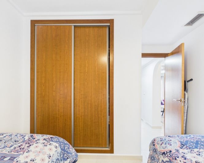 Image No.20-3 Bed Apartment for sale