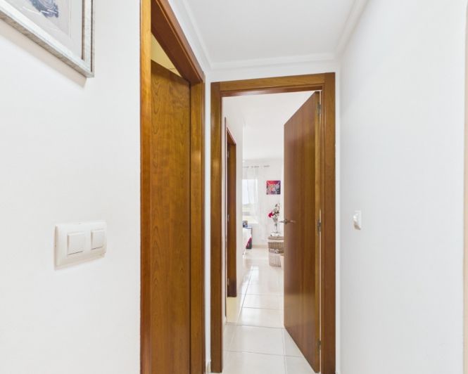 Image No.21-3 Bed Apartment for sale