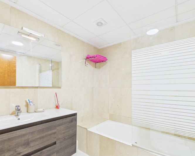 Image No.22-3 Bed Apartment for sale