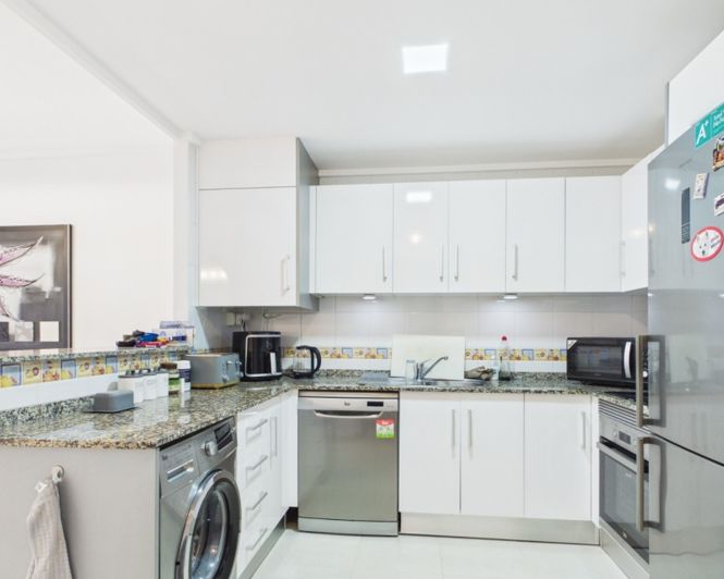 Image No.4-3 Bed Apartment for sale