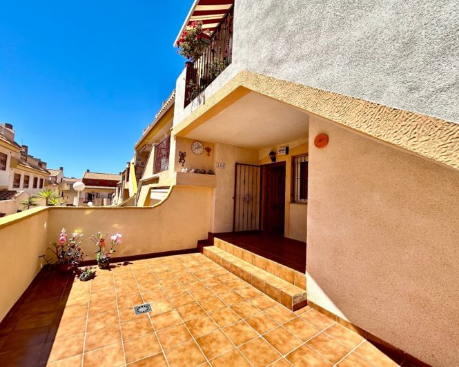 Image No.23-2 Bed Apartment for sale