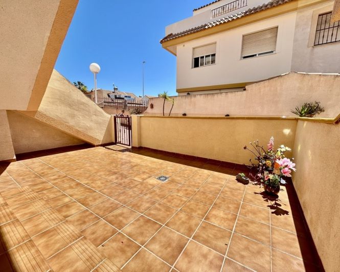 Image No.27-2 Bed Apartment for sale
