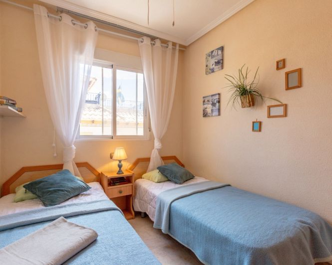 Image No.18-2 Bed Villa for sale