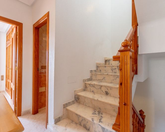 Image No.19-2 Bed Villa for sale