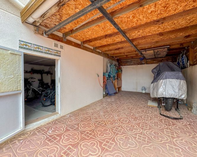 Image No.25-2 Bed Villa for sale