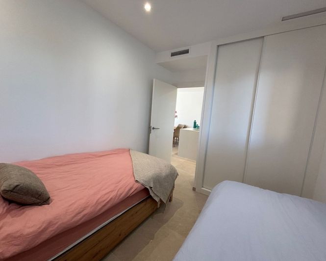 Image No.20-2 Bed Apartment for sale