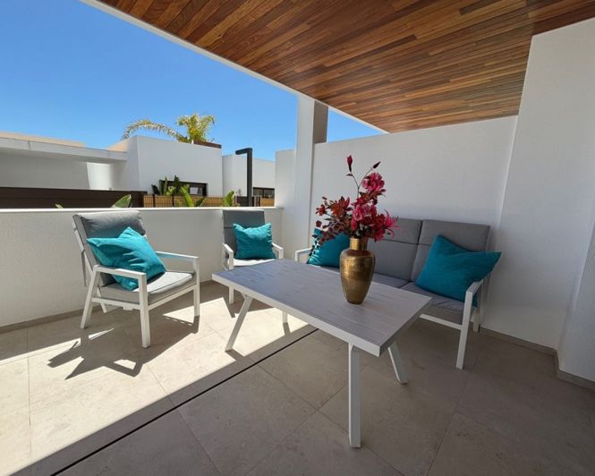 Image No.25-2 Bed Apartment for sale