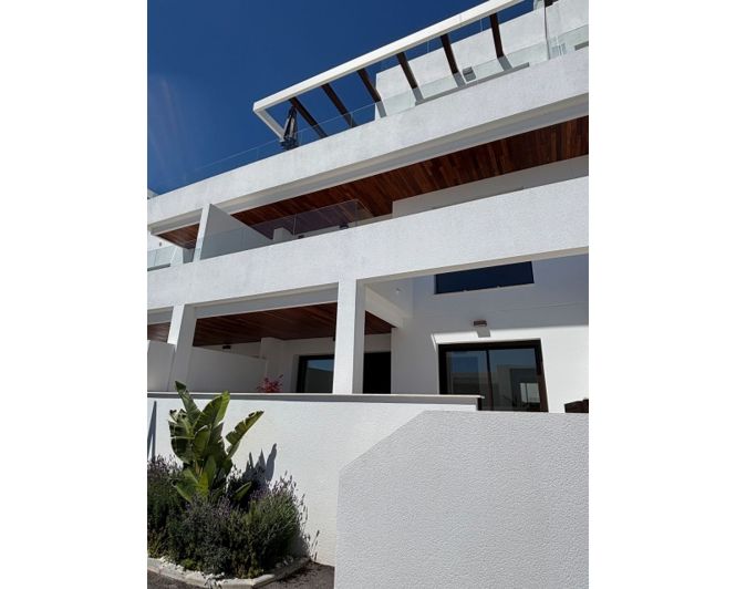 Image No.26-2 Bed Apartment for sale