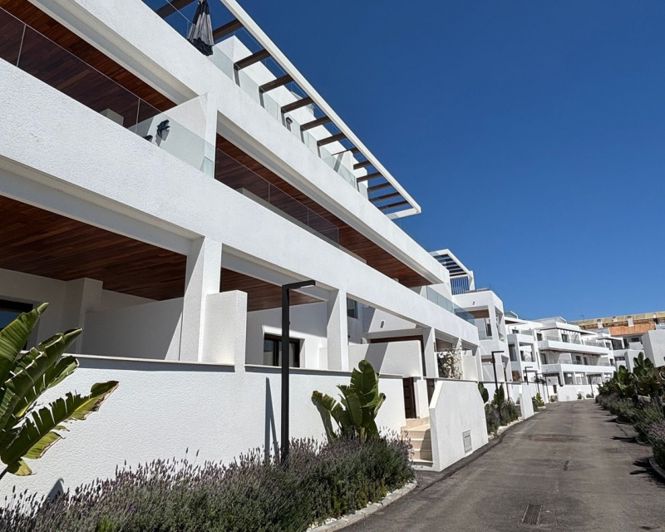 Image No.28-2 Bed Apartment for sale