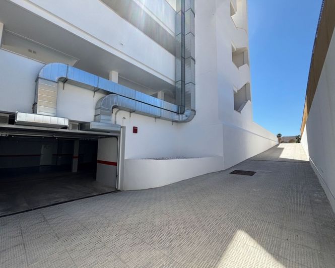 Image No.35-2 Bed Apartment for sale