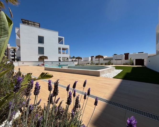 Image No.47-2 Bed Apartment for sale