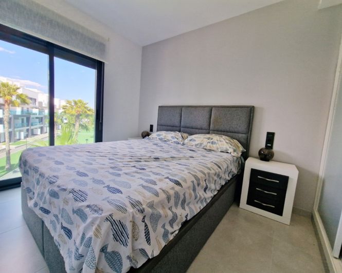 Image No.12-3 Bed Apartment for sale