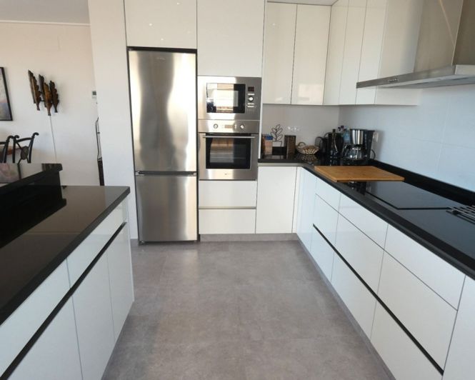 Image No.13-3 Bed Apartment for sale