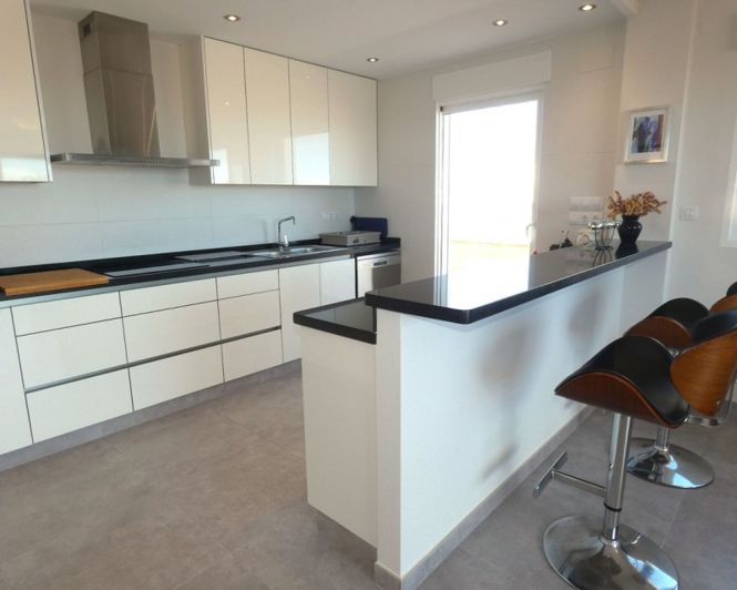 Image No.14-3 Bed Apartment for sale