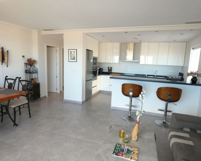 Image No.8-3 Bed Apartment for sale