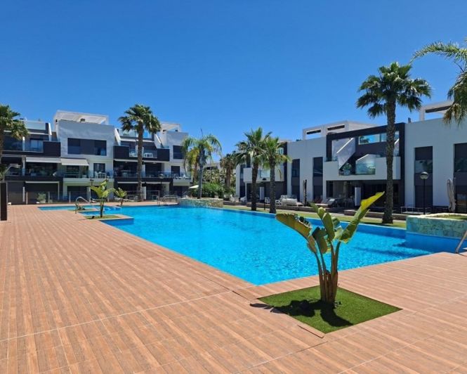 Image No.9-2 Bed Apartment for sale