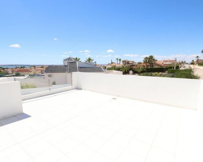 Image No.20-3 Bed Villa for sale