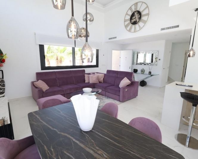 Image No.9-3 Bed Villa for sale