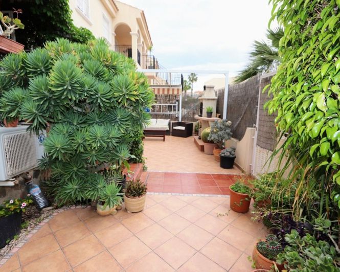 Image No.18-3 Bed Apartment for sale