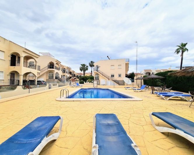 Image No.22-3 Bed Apartment for sale