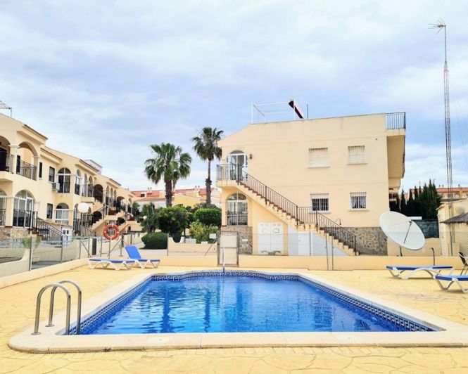 Image No.24-3 Bed Apartment for sale