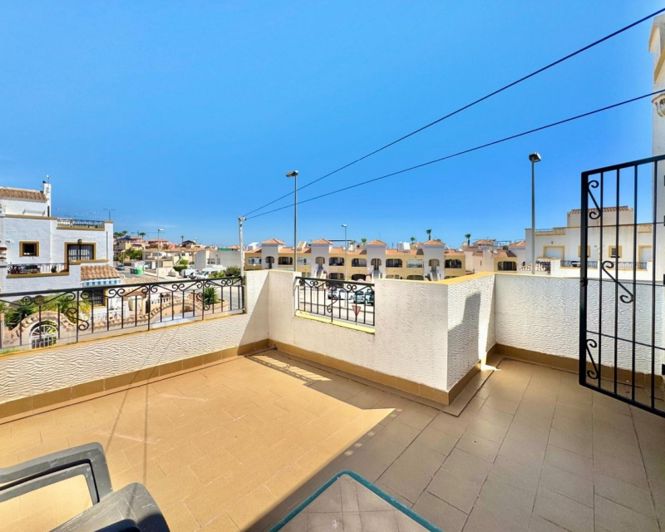 Image No.17-3 Bed Villa for sale