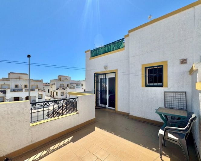 Image No.18-3 Bed Villa for sale