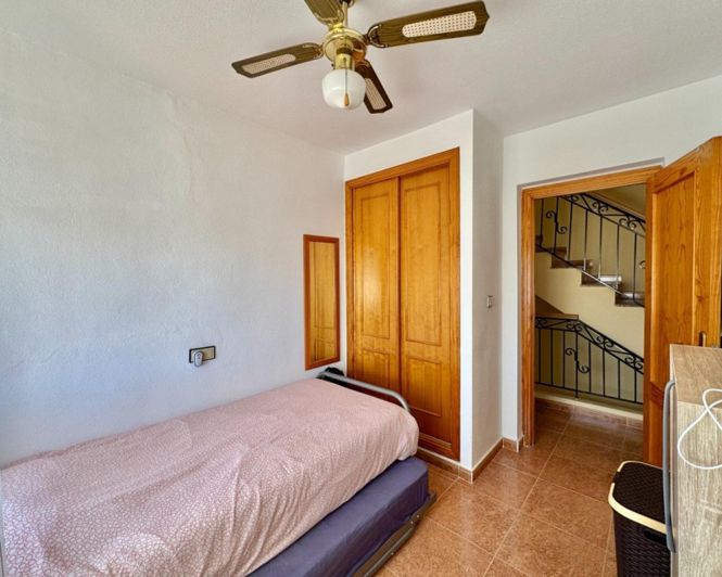 Image No.23-3 Bed Townhouse for sale