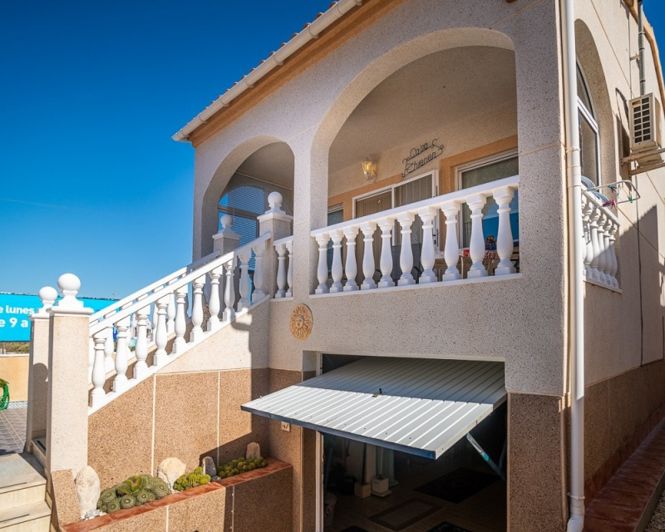 Image No.19-2 Bed Villa for sale
