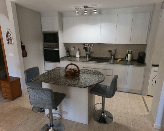 Image No.20-2 Bed Apartment for sale