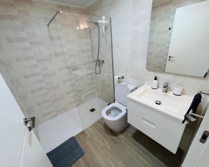 Image No.7-2 Bed Apartment for sale