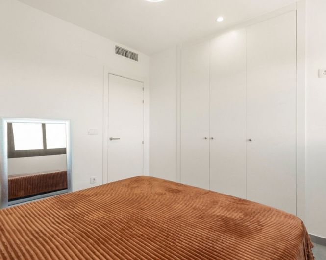 Image No.15-2 Bed Apartment for sale