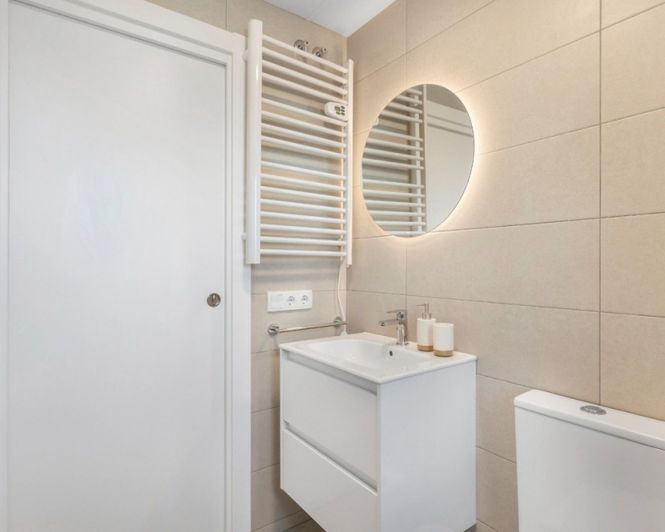 Image No.20-2 Bed Apartment for sale