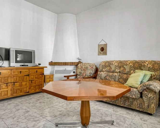 Image No.5-2 Bed Townhouse for sale
