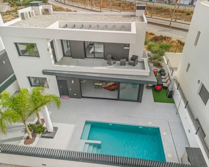 Image No.24-4 Bed Villa for sale
