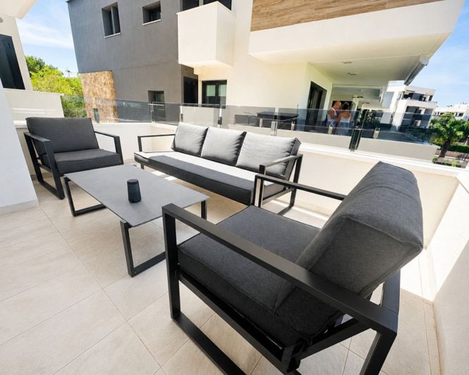 Image No.28-2 Bed Apartment for sale
