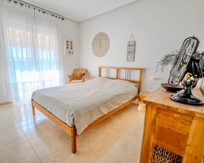 Image No.17-2 Bed Villa for sale