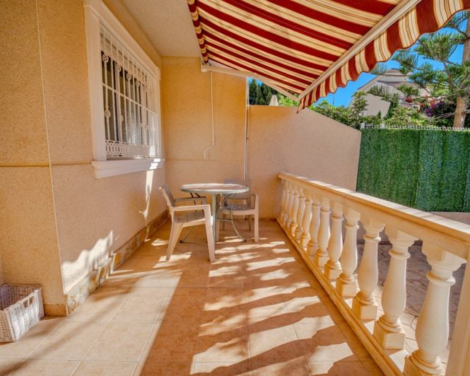 Image No.37-Villa de 2 chambres à vendre à Guardamar del Segura