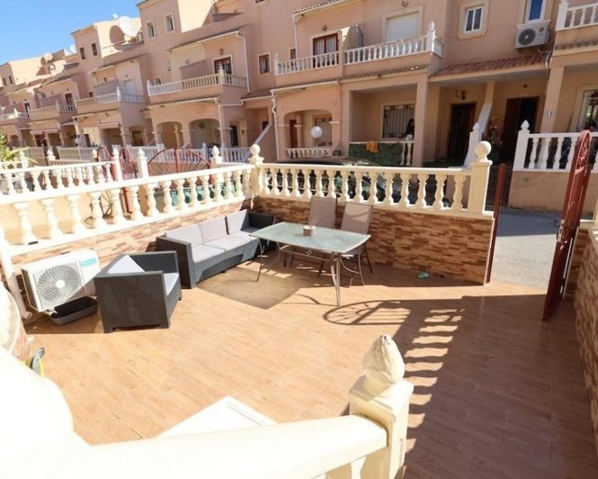 Image No.4-3 Bed Townhouse for sale
