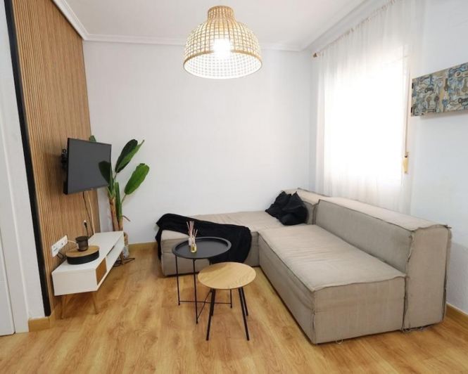 Image No.8-3 Bed Townhouse for sale